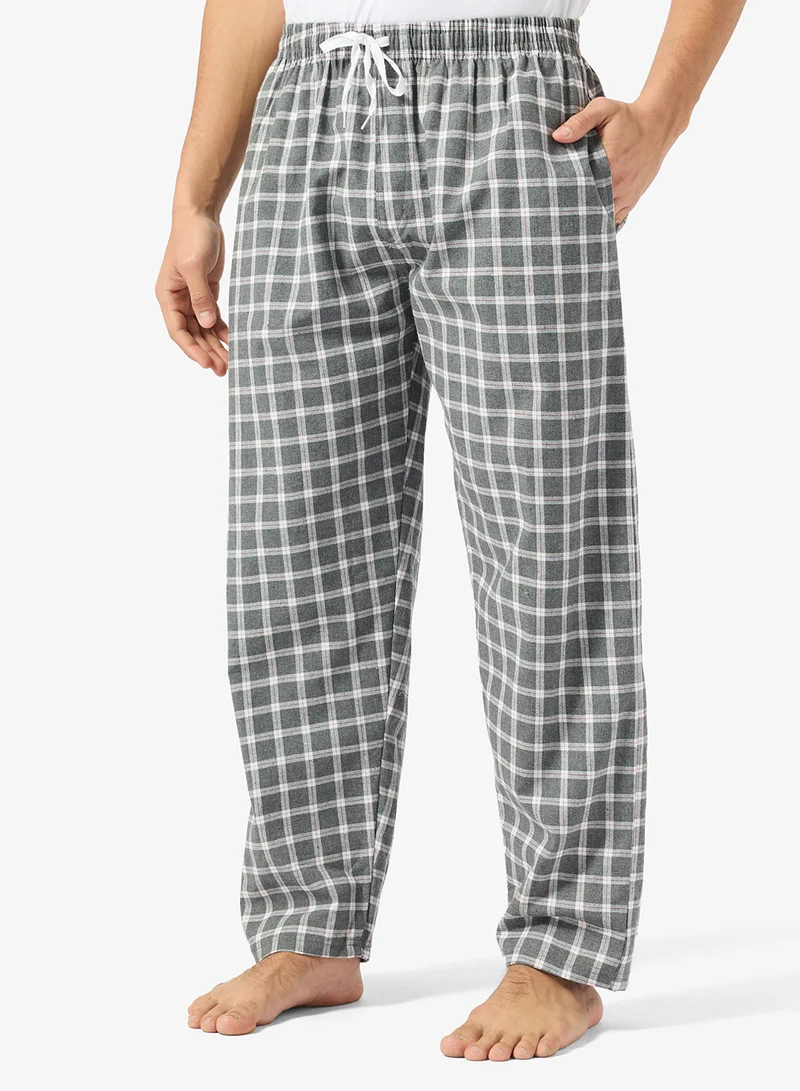Robert Wood  Regular fit tee and Pant set for Men | Best Price UAE